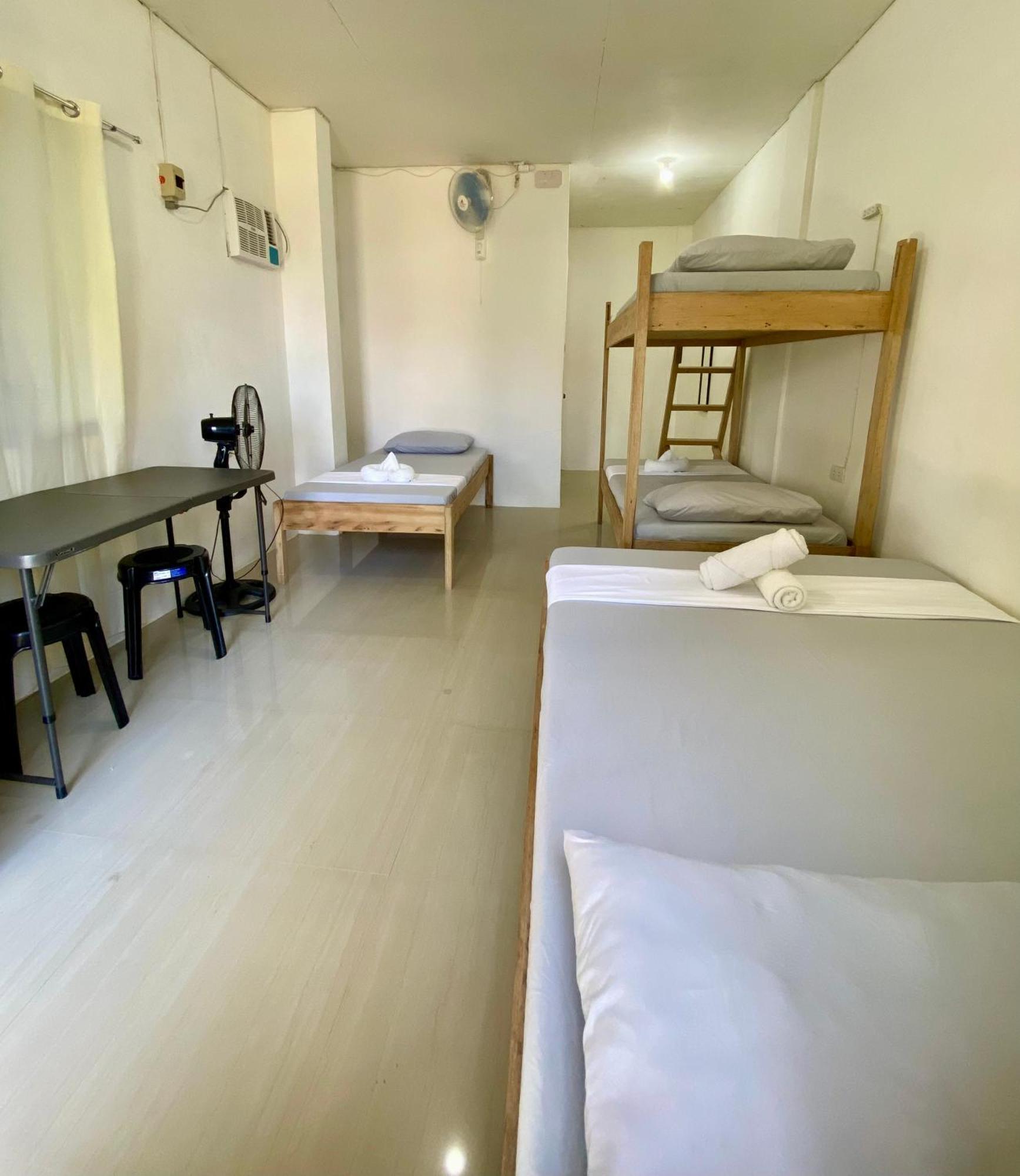 Reddot Guest House General Luna  Bagian luar foto
