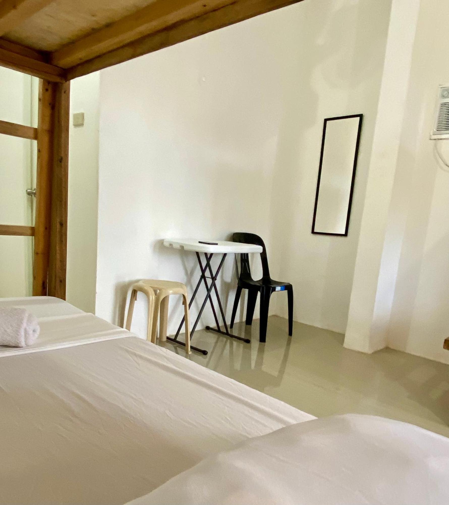 Reddot Guest House General Luna  Bagian luar foto