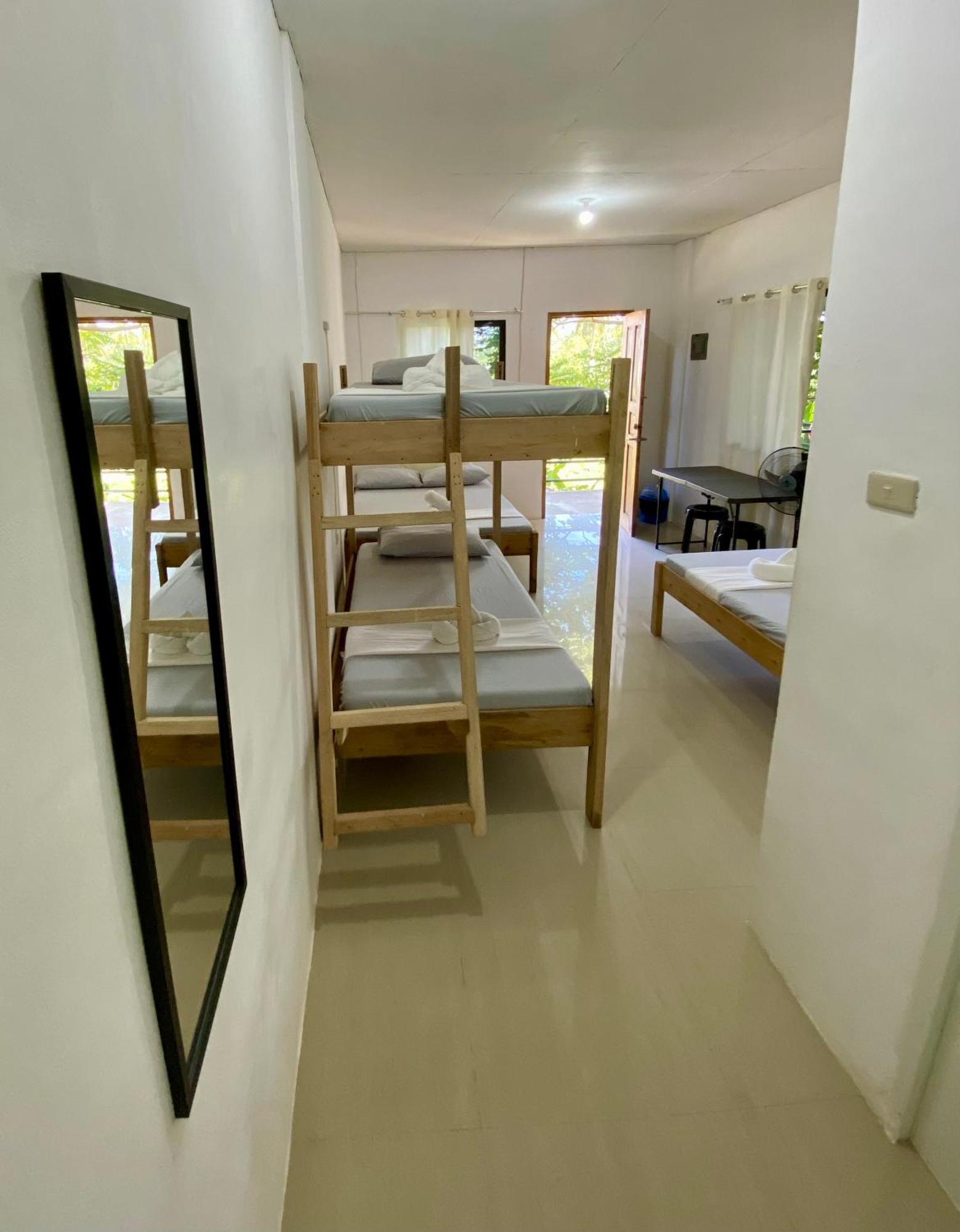 Reddot Guest House General Luna  Bagian luar foto