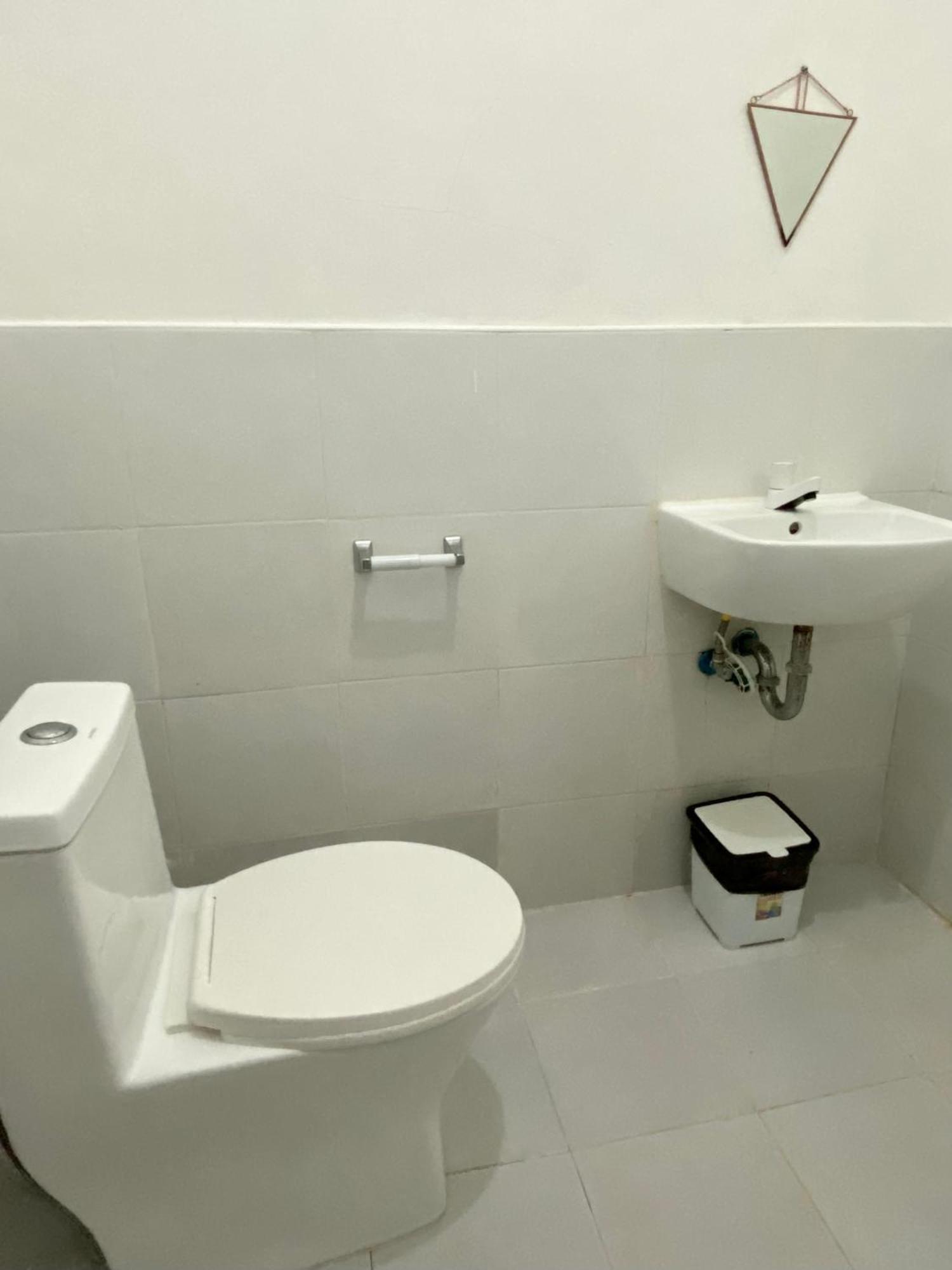 Reddot Guest House General Luna  Bagian luar foto